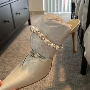 Dolce Vita Cream Pearl Heels